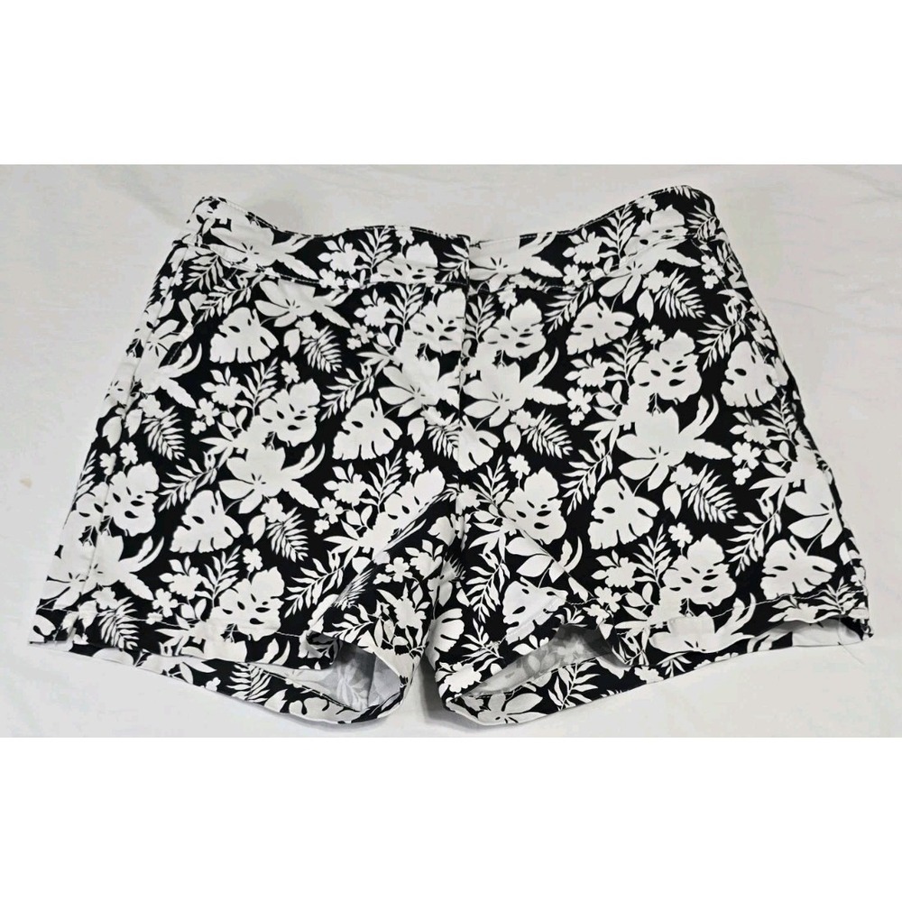 ReCreation Women's 12P Shorts Black/White Tropical Leaf Print